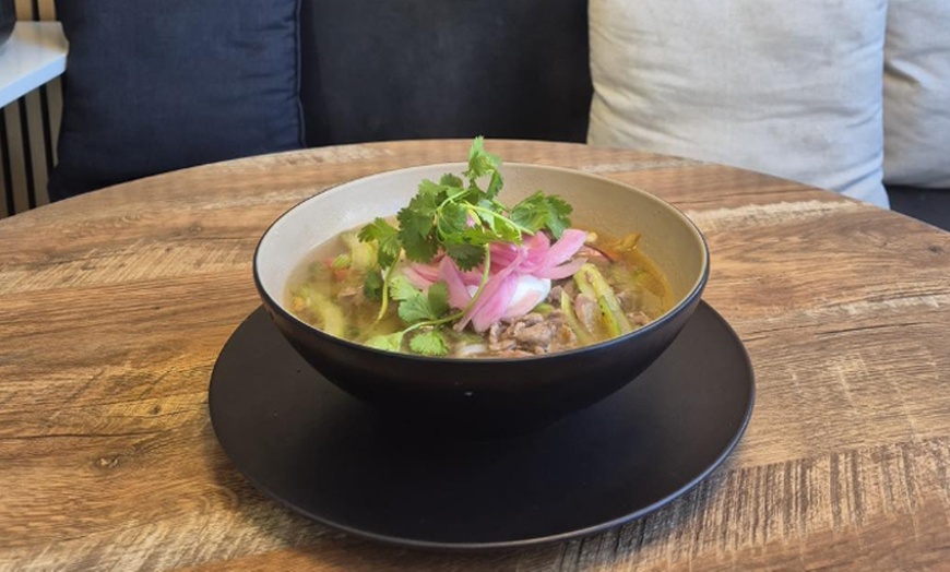 Image 3: Delicious All Day Brekky or Lunch Main Meal + Drink - 1, 2 or 4 People