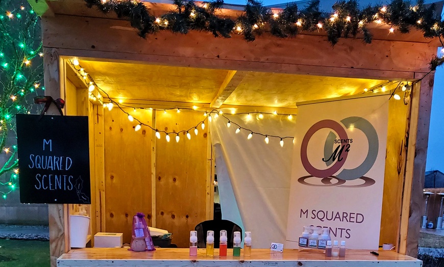 Image 2: Gather Friends for 90 minutes Fun Candle-Making Party With Wine