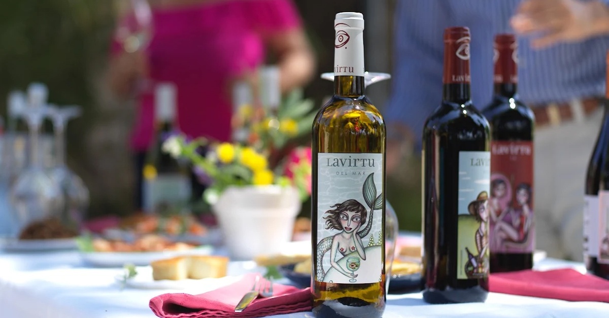Visita guiada a Bodegas Las Virtudes con cata de vinos, aceites y Fondillón
