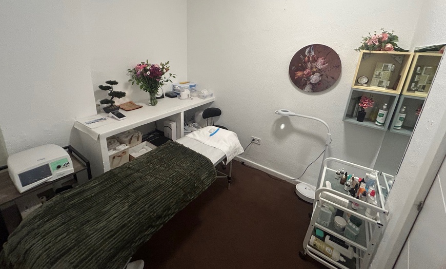 Image 8: Limpieza de cutis manual con tratamiento a elegir para 1 persona