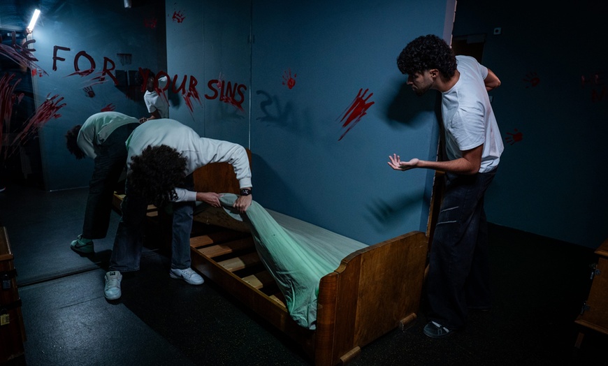 Image 5: Valentine’s Escape: Weekdays or Weekend Escape Room + Boarding Games 