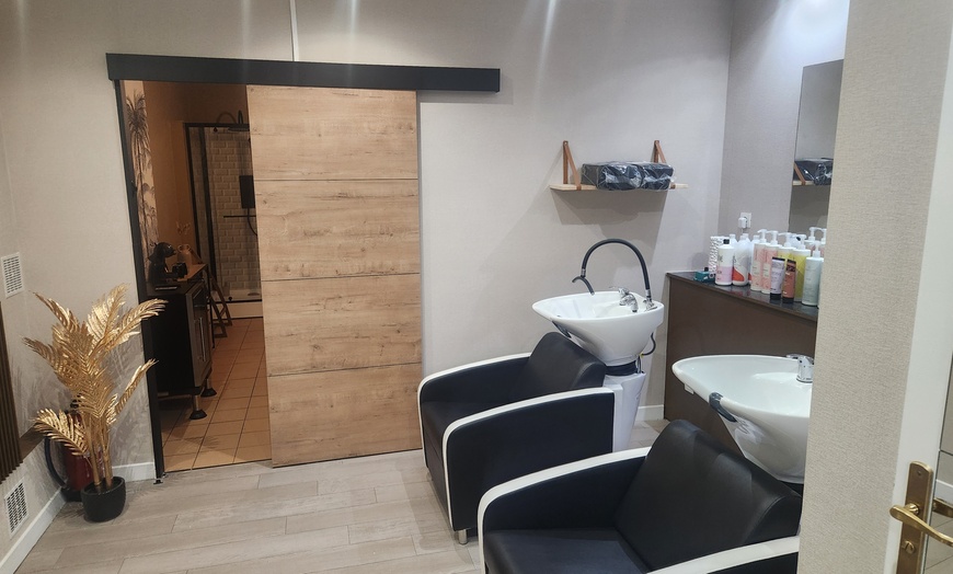 Image 3: Soins capillaires profonds, détox, therapy ou lissage protéine