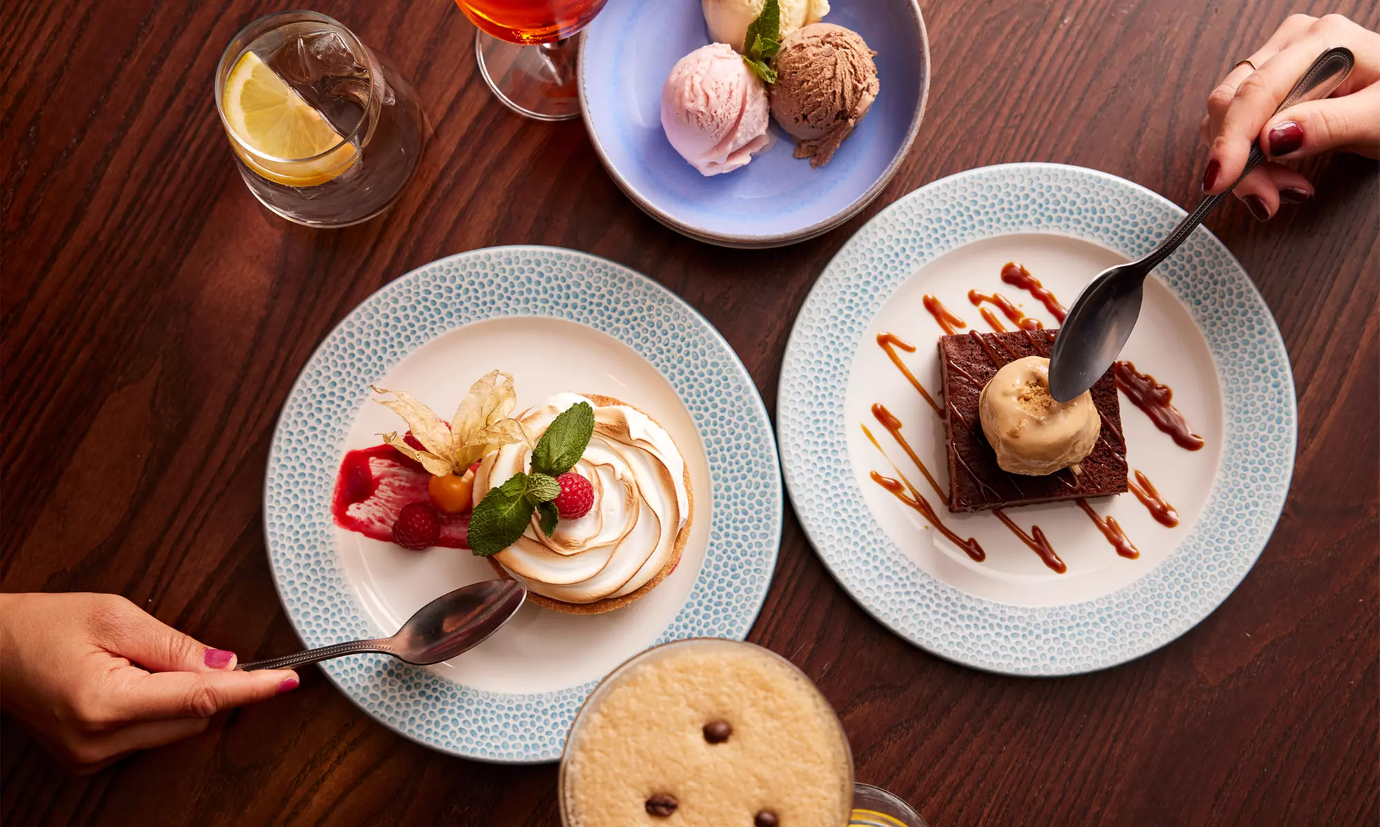 2 Course Bottomless Brunch with Free-Flowing Prosecco, and House Wine