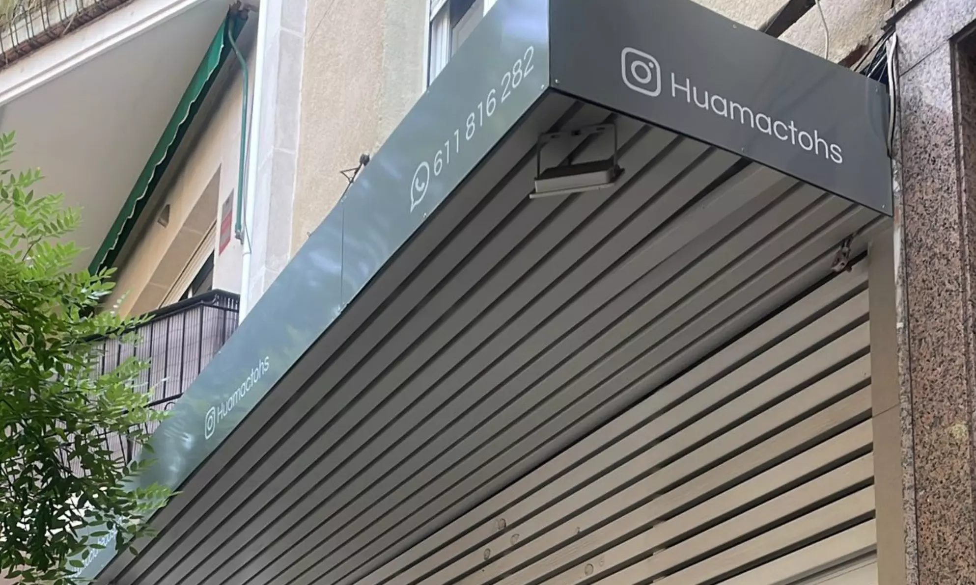 Ritual de head spa de 60 o 90 min. con opción a lifting facial y reflexología para 1 persona; con hasta un 33% - Second Medium