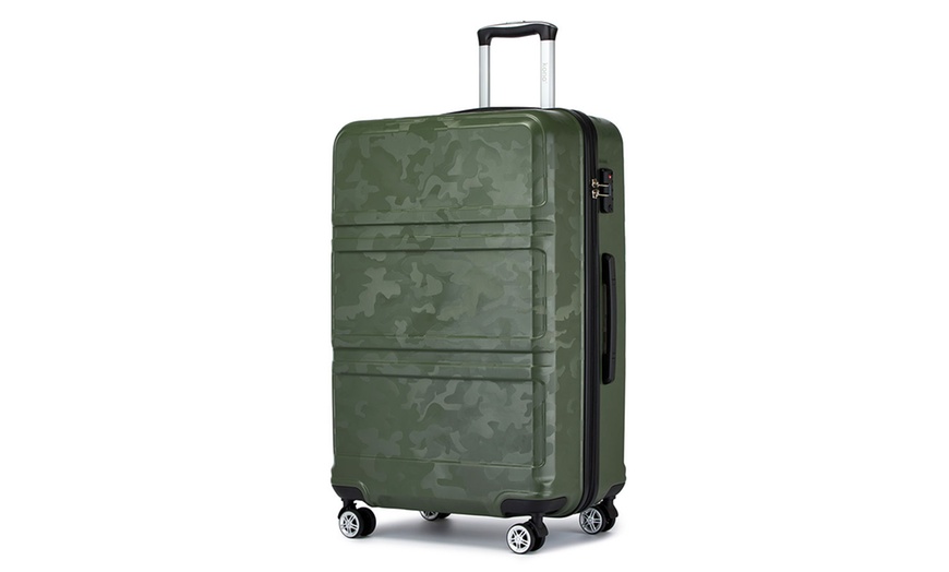 Image 17: Three Piece Fashion Camouflage Luggage Set