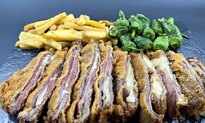 Image 3: Menú asturiano con cachopo a elegir para 2, 4 o 6 personas