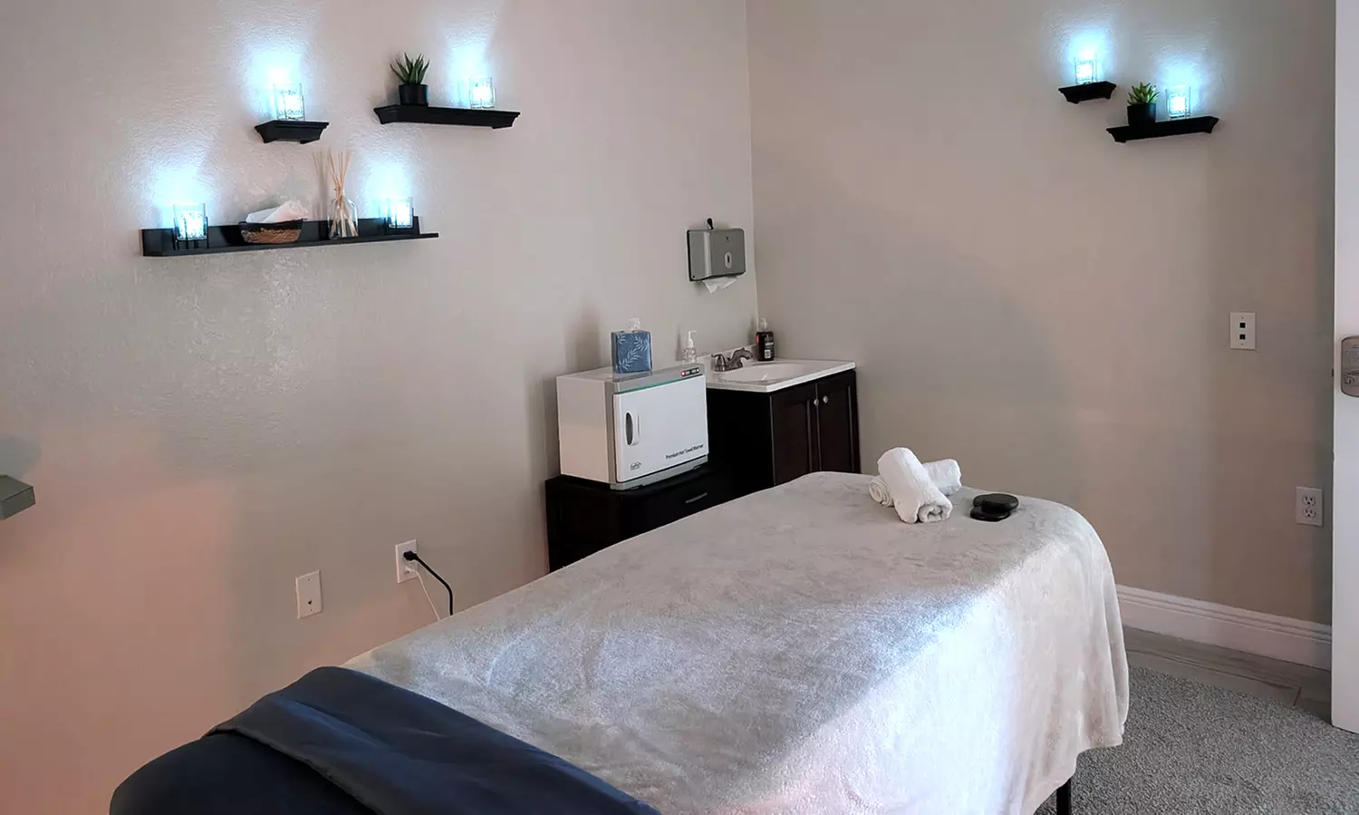 Up to 35% Off on Swedish Massage at Life X Therapy