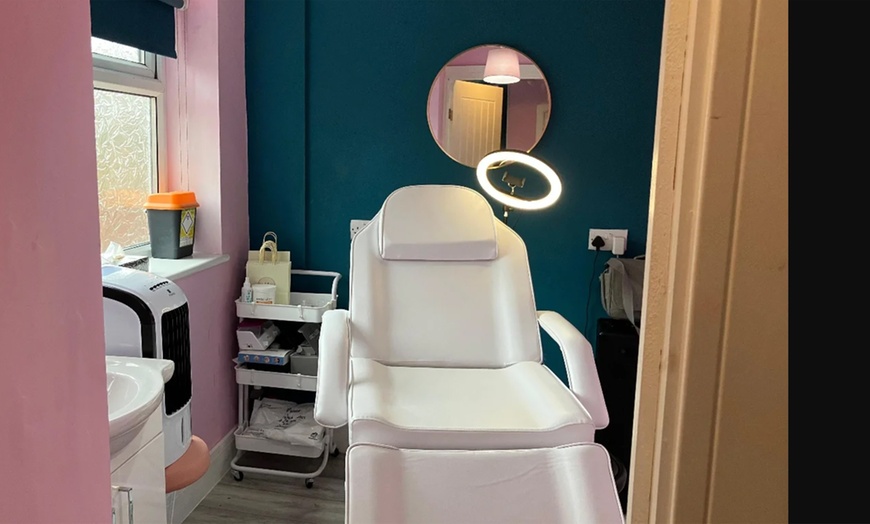 Image 5: One or Three Microneedling Sessions with Skin Booster