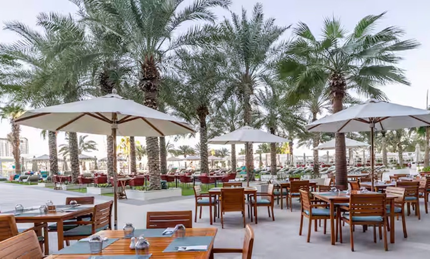 Image 2: 4* Noches Latina Night 3-Course Experience for 1, 2, or 4 People