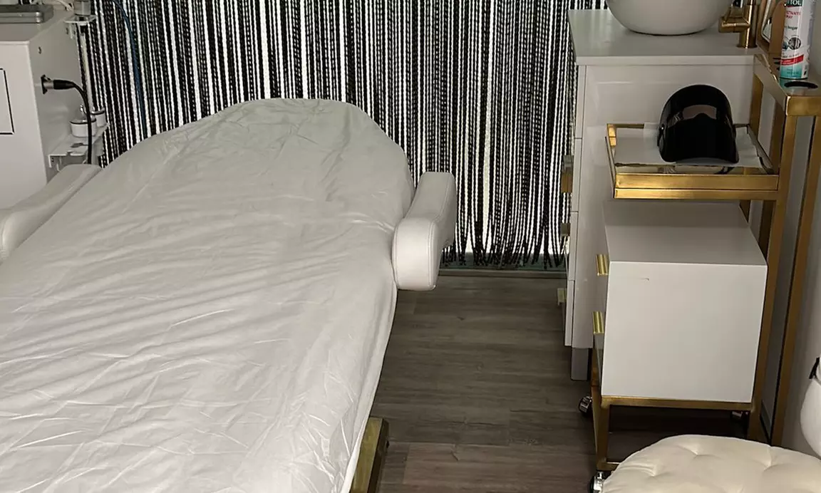 Lifting y tinte de pestañas con opción a depilación y diseño de cejas