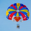 Image 4: Vuela alto: experiencia de parasailing para 2 o 4 personas 