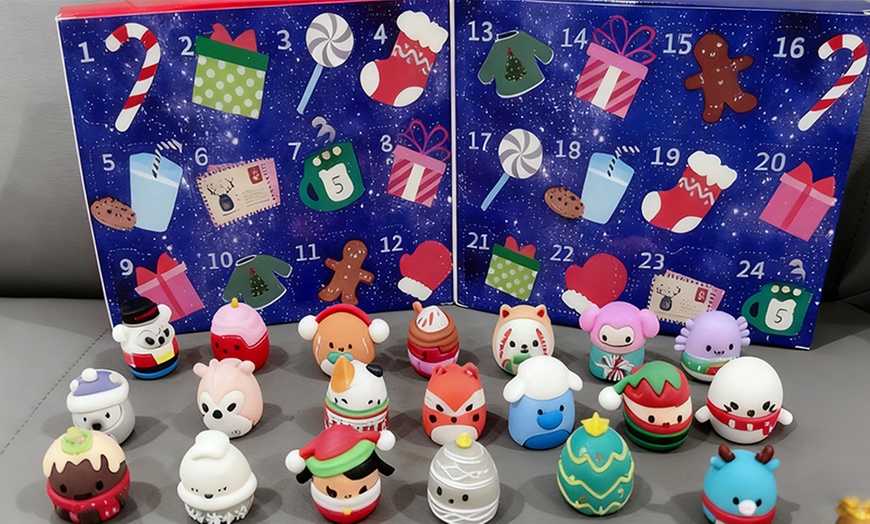 Image 2: Micromallow-Inspired Advent Calendar 24 Mini PVC Figurines 