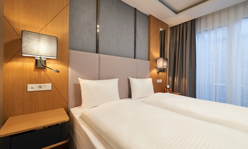 Image 2: Mainz: Standard- oder Superior-Doppelzimmer, opt. Frühstück