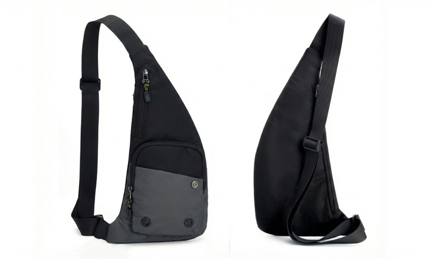 Image 7: Borsa a tracolla monospalla da petto