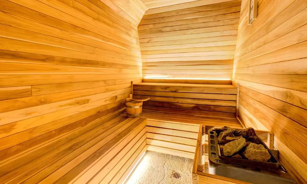 Rimini 4*: camera Standard o Superior con colazione e Spa per 2