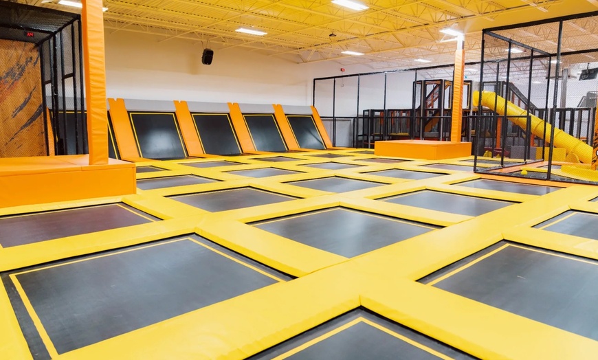 Image 4: Up to 30% Off Jump Passes or Party at Big Air Sterling Heights