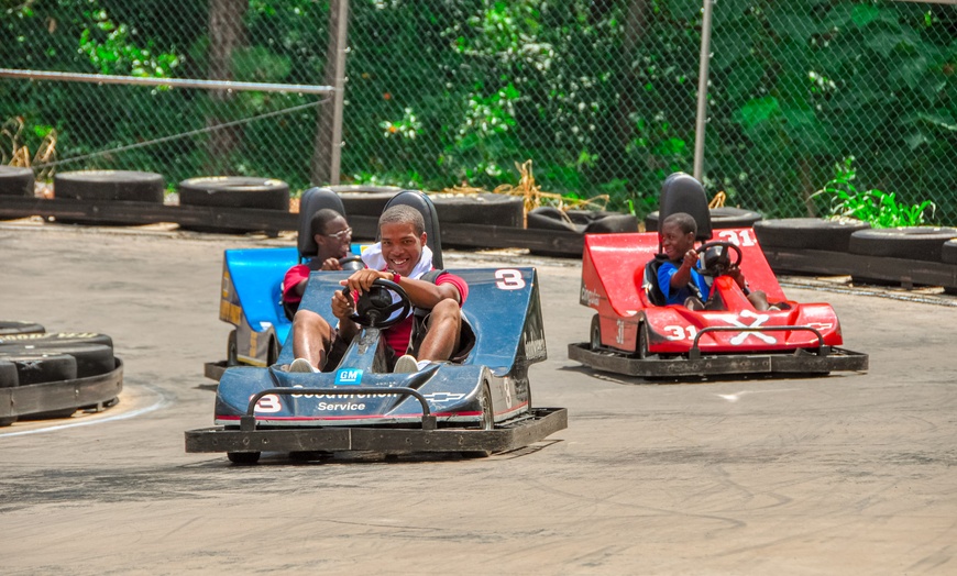 Image 34: Virginia Mountain Resort with Waterpark and Ski