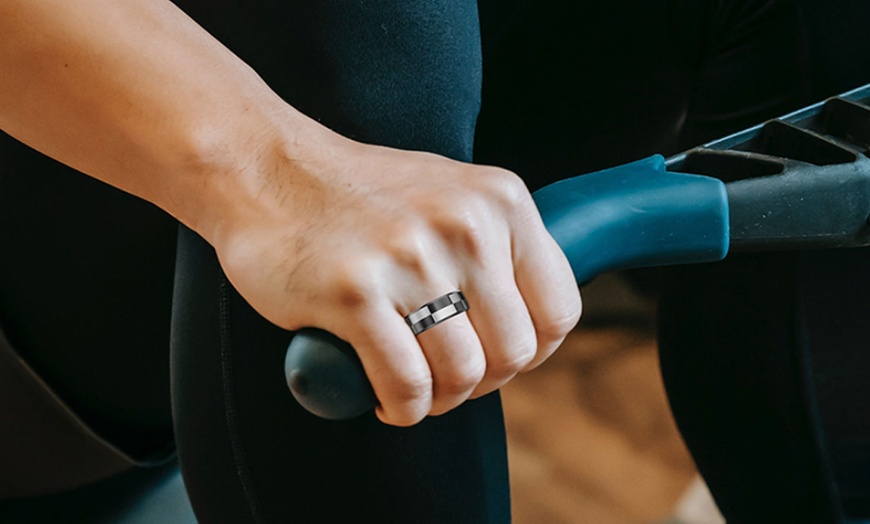 Image 10: Health Rings Fitness Tracker Smart Ring with Charging Case
