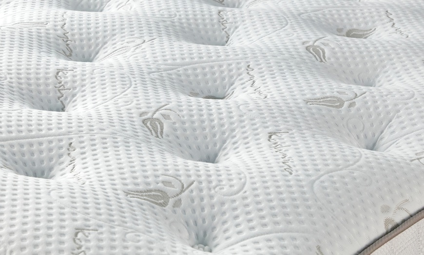 Image 4: Hybrid Support Mattress