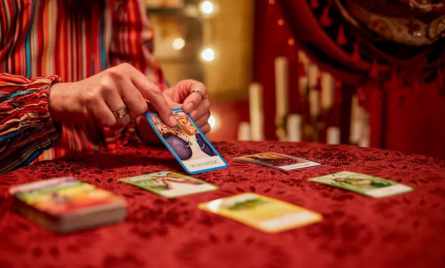 Image 1: Séance de voyance avec Marie Devaux Voyance