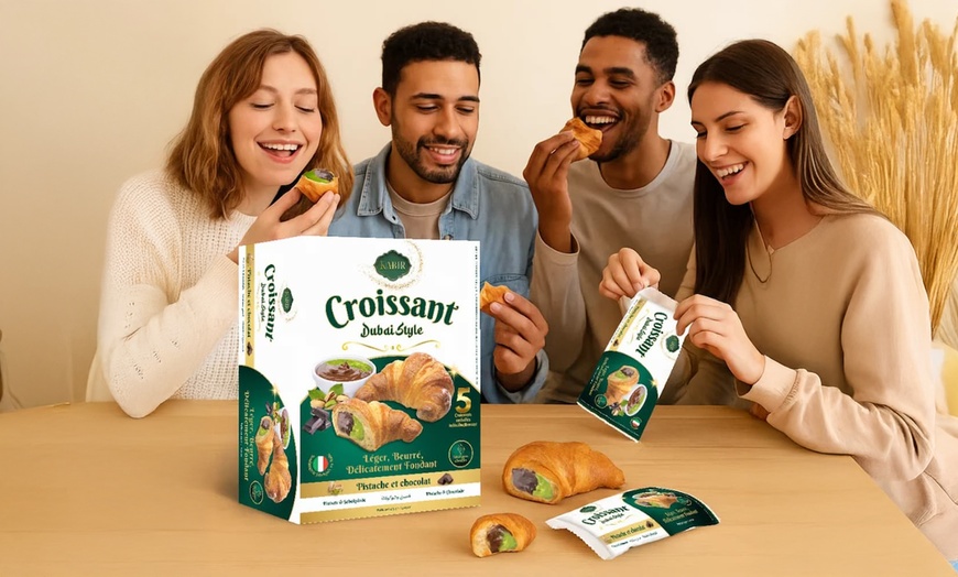 Image 1: Paquete de 5 croissants estilo Dubai con sabor a elegir de Kabir-BNL