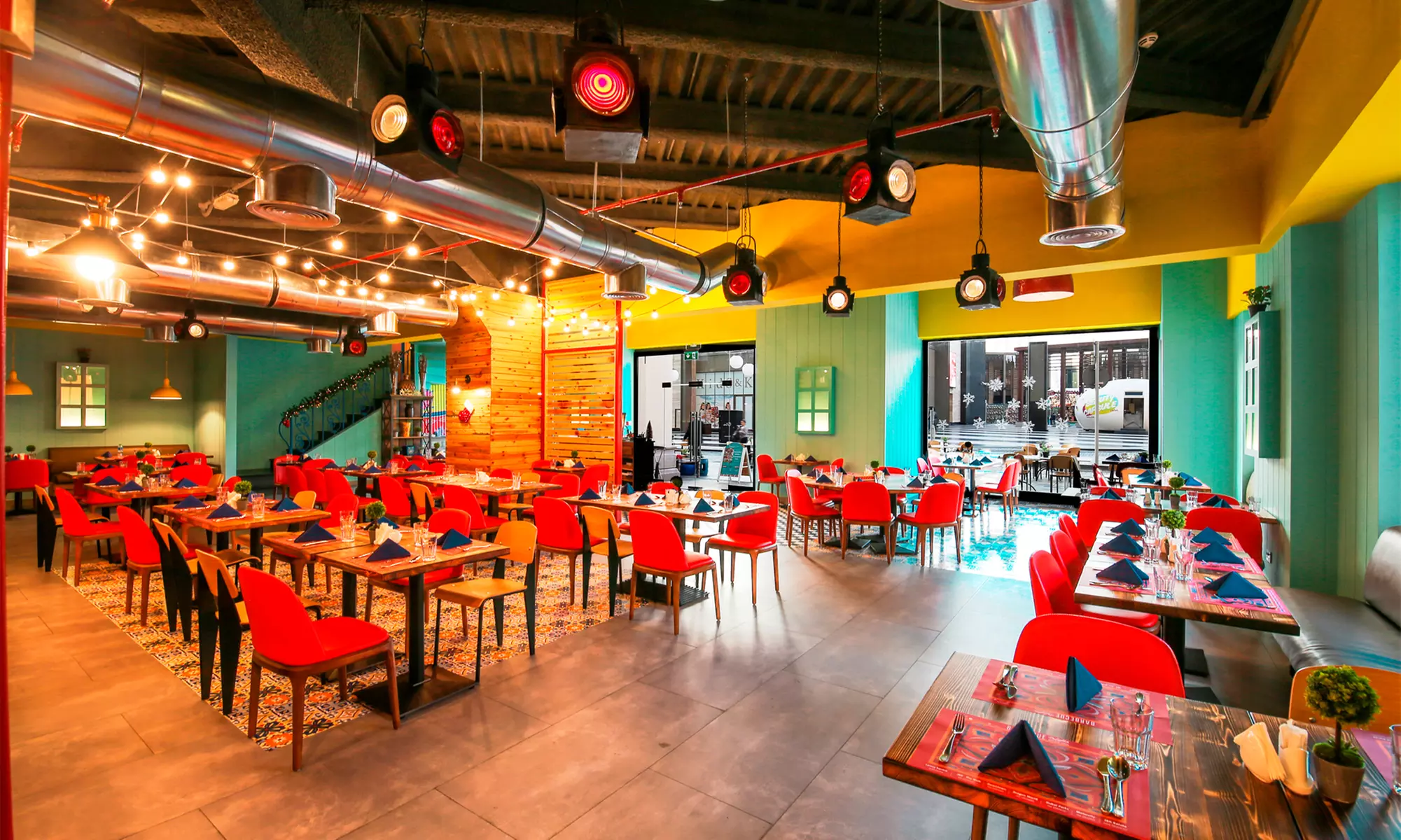 AED 100 or AED 200 Towards Food & Beverages in JBR Branch