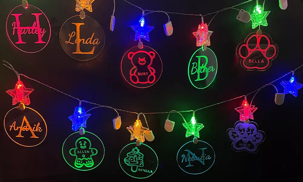 LED-Namenslichtkette mit 3 Ornamenten nach Wahl von Justyling