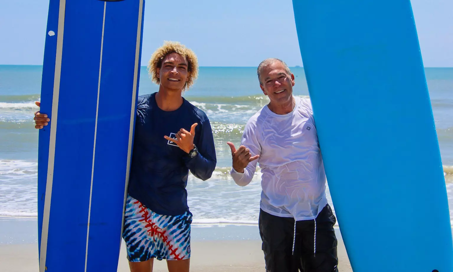 Private Surf Instruction:Choose 60 or 90 Minutes for One to Six People