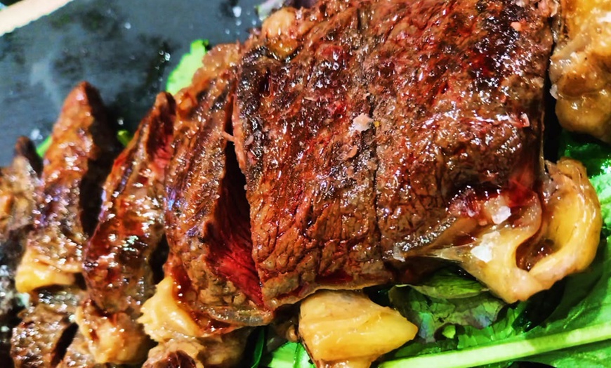 Image 6: Menú mediterráneo para 2 o 4 con opción a chuletón y botella de vino