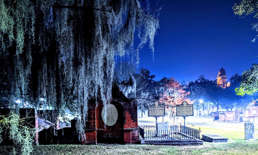 Image 1: 90 Minute Haunted History Tour for One Adult or Child 
