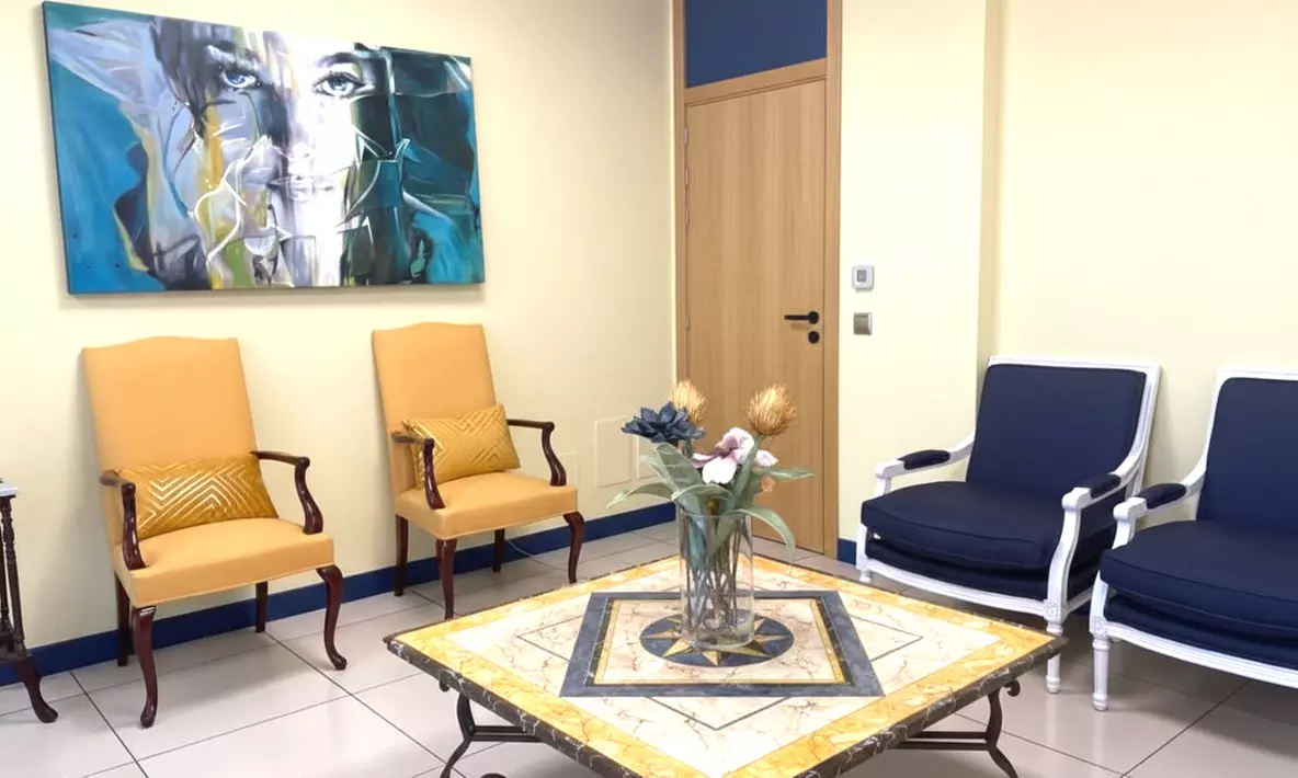 Tratamiento facial reafirmante inyectado