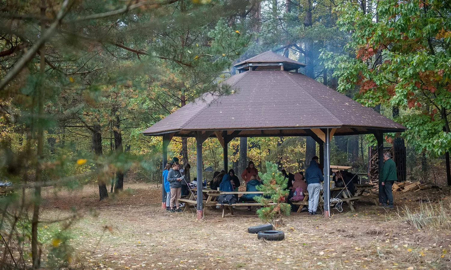 Paintball Party dla 10-18 osób: do 3000 kulek i wspólny grill po grze