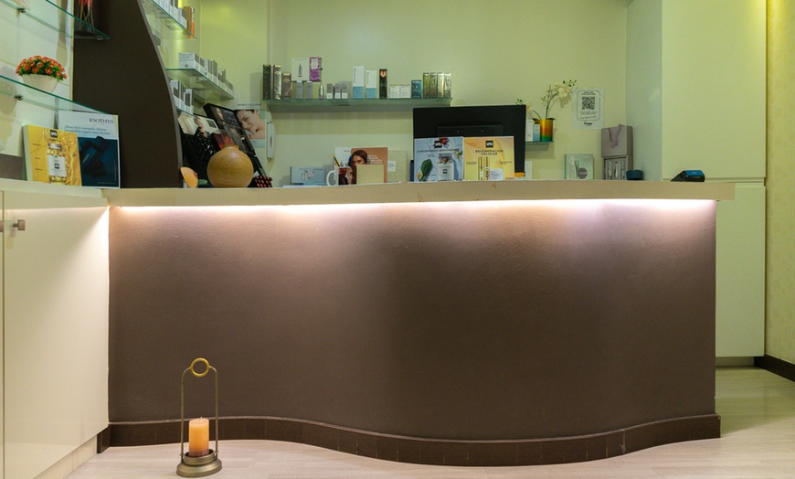 Image 8: Masaje de 60 minutos a elegir entre distintas técnicas para 1 persona