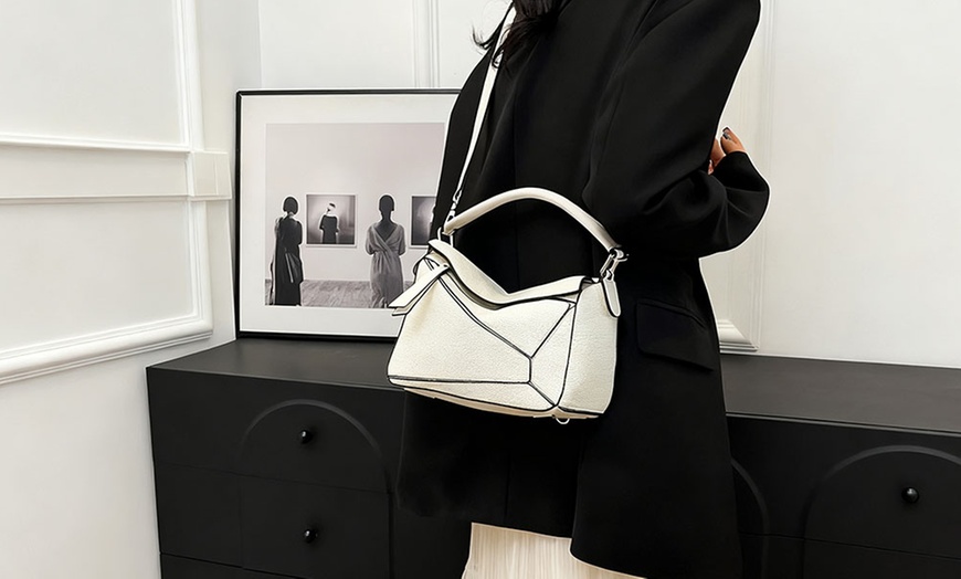 Image 4: Solid Colour Geometric Crossbody Bag