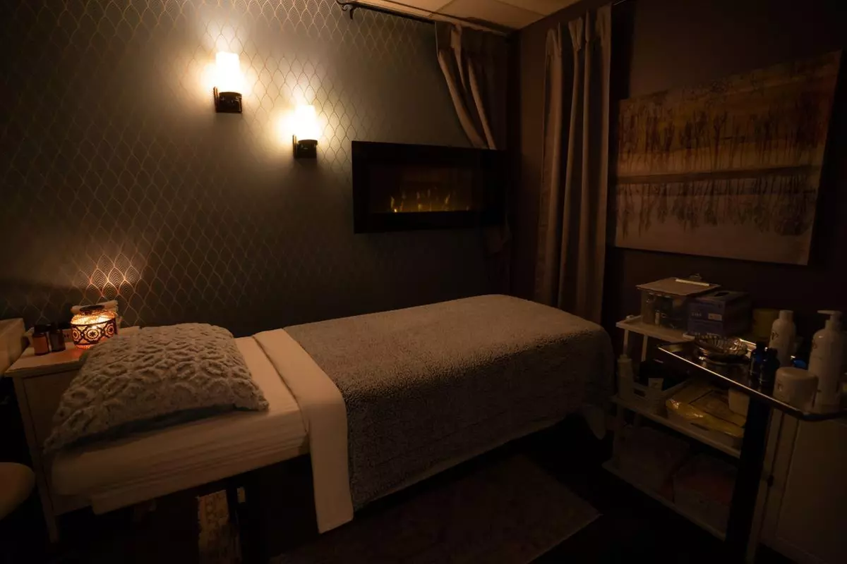 Six or One Year of Unlimited Laser Hair-Removal Sessions FDA Approved