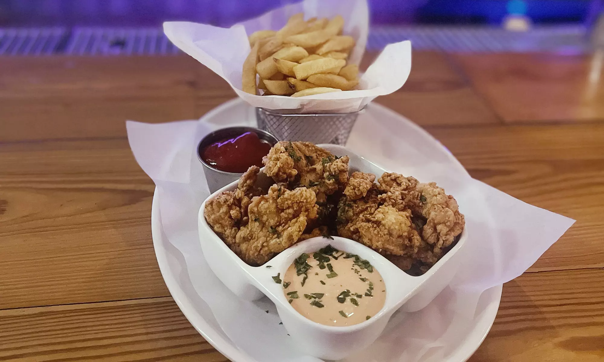 Up to 42% Off on Chicken / Buffalo Wings at SkyBox