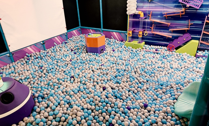 Image 1: Acceso de 1 hora a parque de camas elásticas para 1 persona