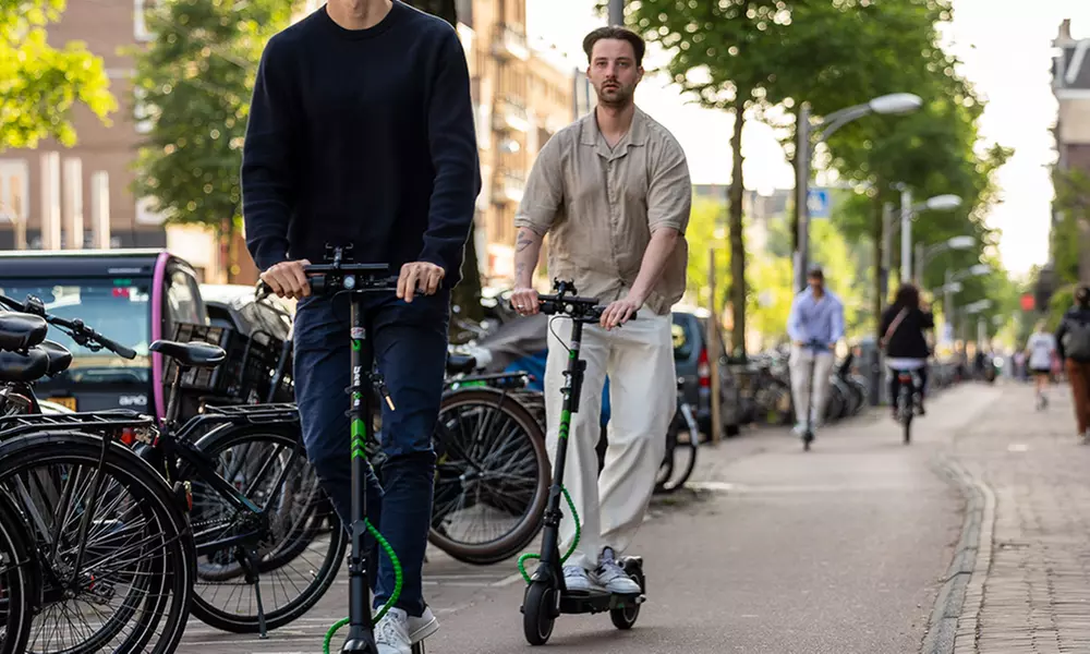 Amsterdam per elektrische step: 1 of 3 uur of een hele dag