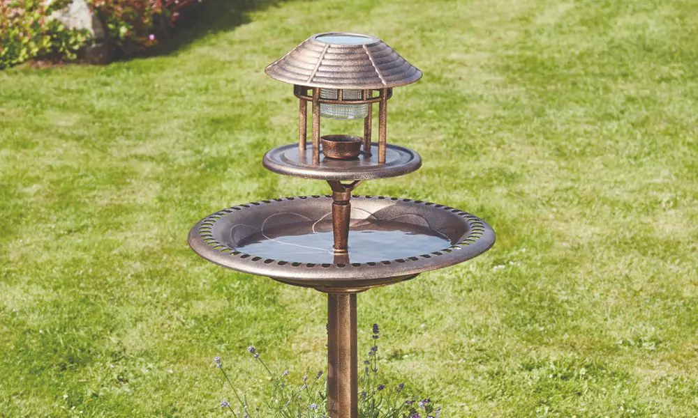 Happy Beaks Garden Bird Hotel with Solar Light