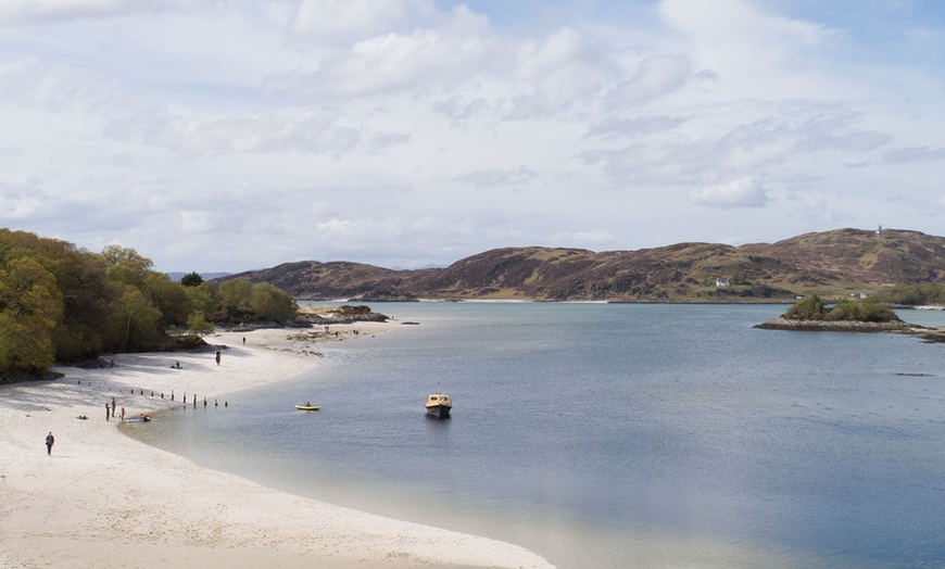 Image 9: Scotland Highlands: Autumn Stay with Breakfast and Late Check-Out