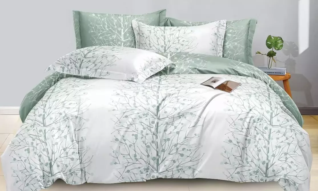 Reversible Design Easy Care Duvet Set - Primary Image