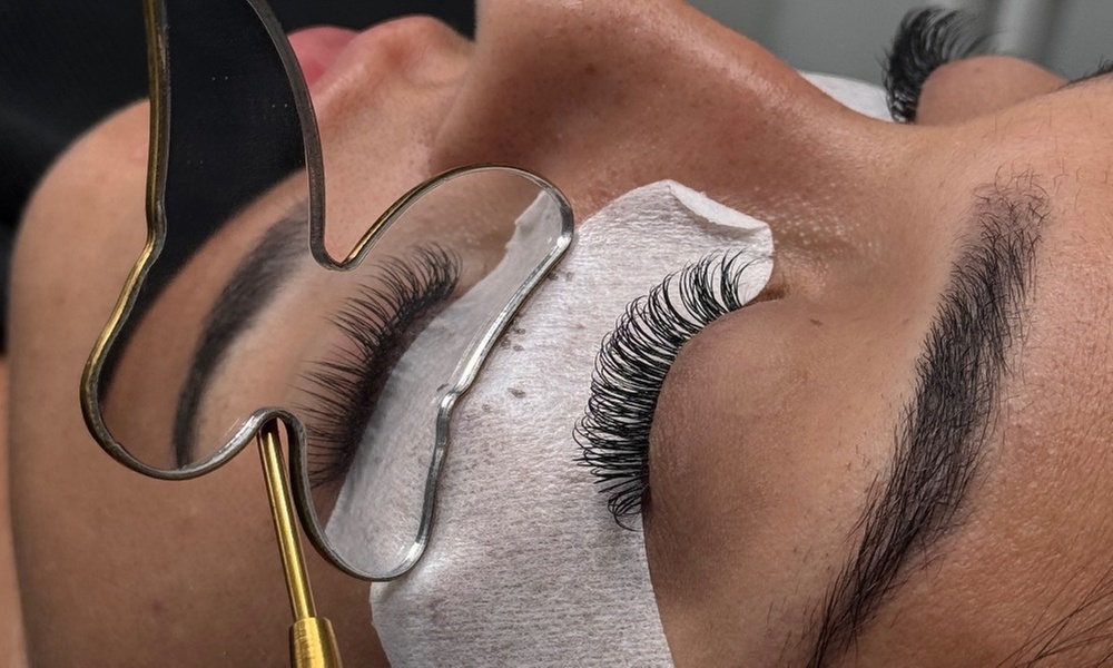 Get Classic/ Volume/ Hybrid Lash Extensions with Brow Waxing (Up to 60% Off)