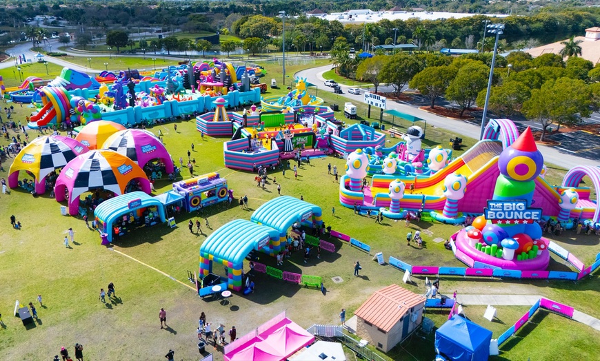 Image 7: Run, Jump & Play – Ultimate Inflatable Park Fun for All Ages