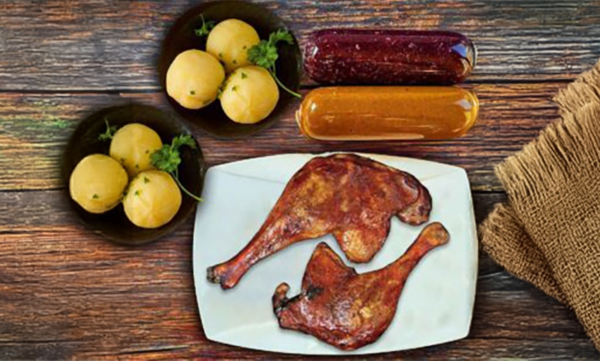 Image 2: Entenkeule mit Rotkohl & Kartoffelklößen in Braten-Sauce für 1-2 Pers.