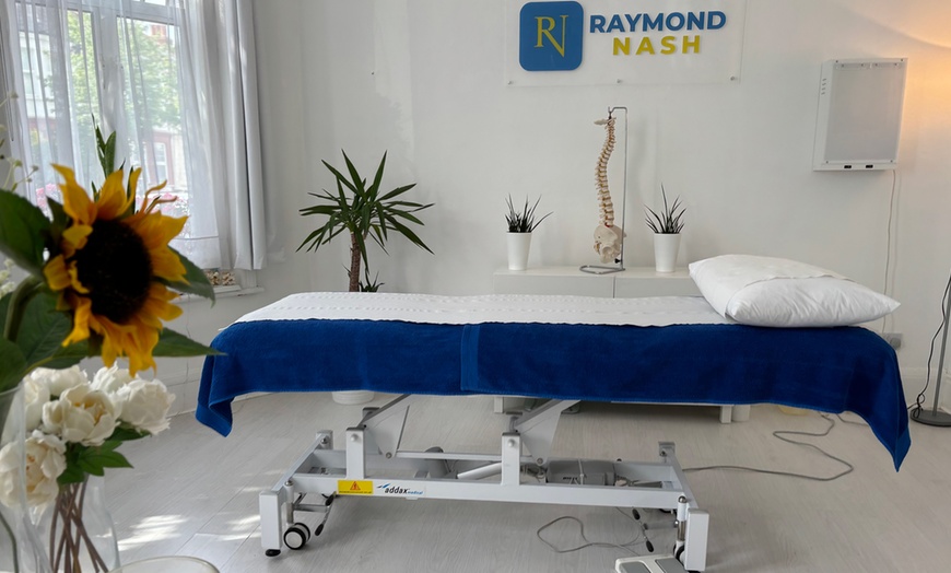 Image 9: Feel the Difference in Just 15 Minutes: Powerssage Massage