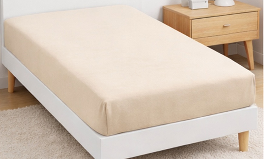 Image 2: Drap-housse microfibre pour lit une place  