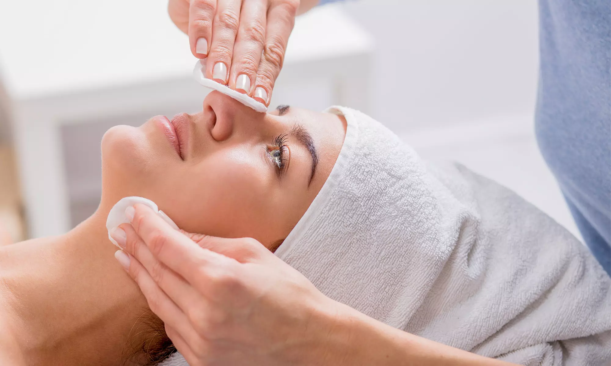 Up to 47% Off on Moisturizing Facial at Skincare by Alicia @ Le Spa at Belle Vous - Primary Image