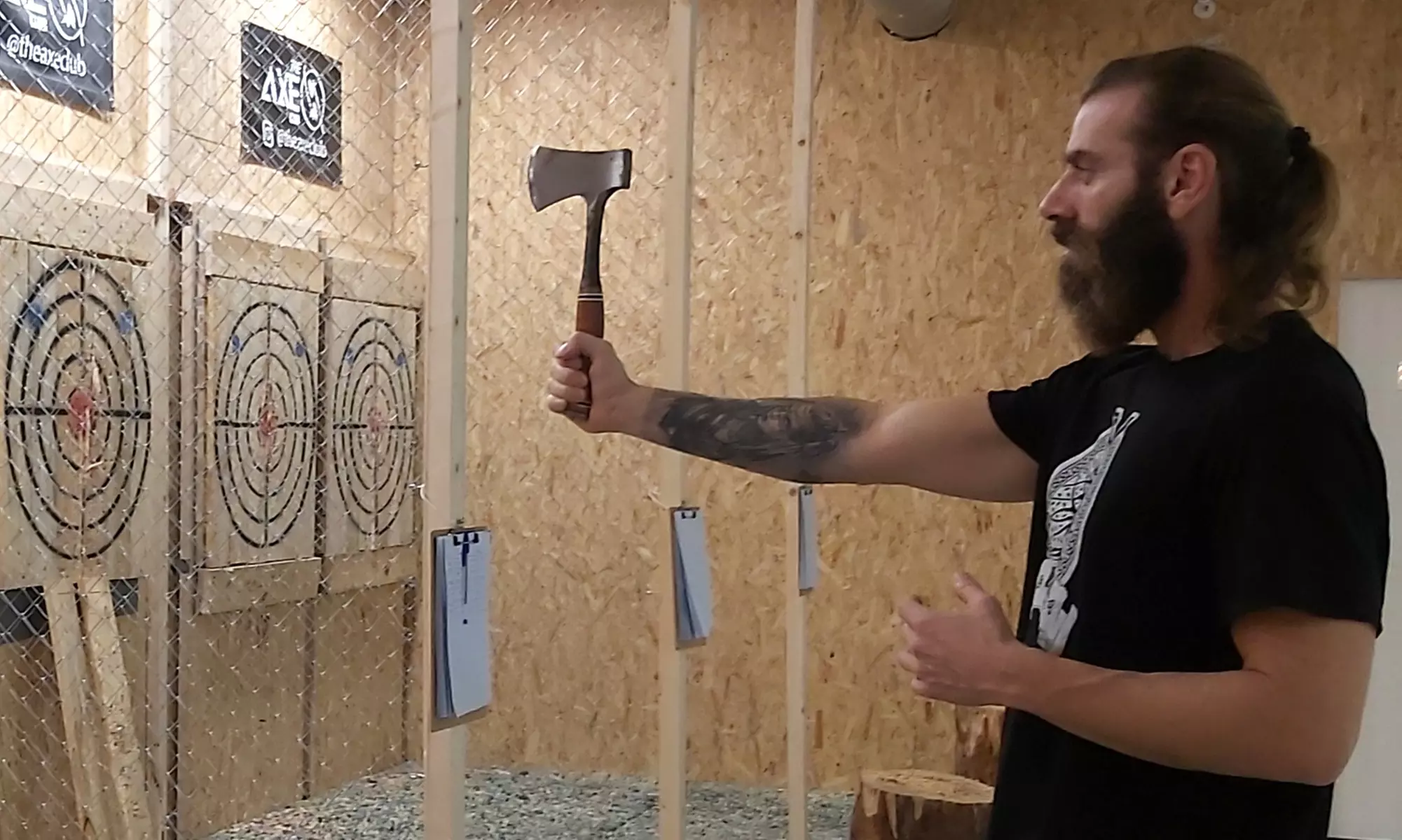 Lanzamiento de hachas para 2