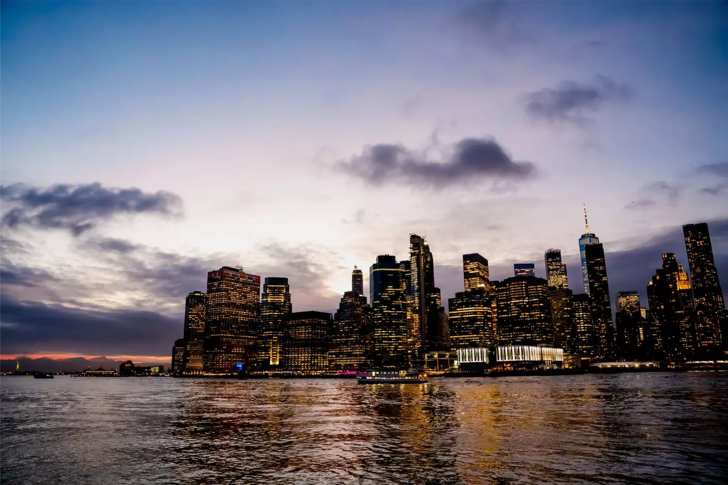 NYC City Lights Cruise from TopView Sightseeing