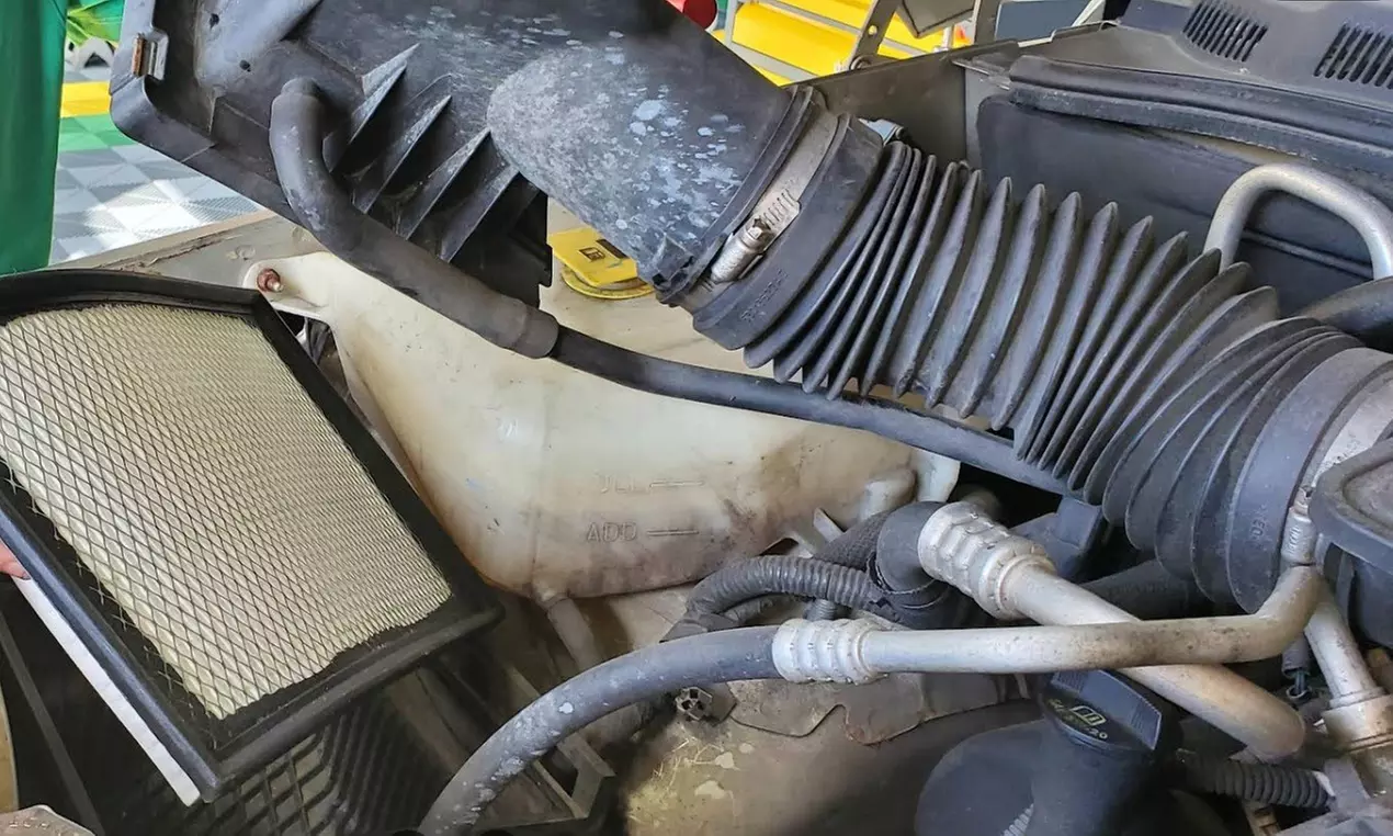 Synthetic or Full Synthetic Oil Change with Maintenance Inspection